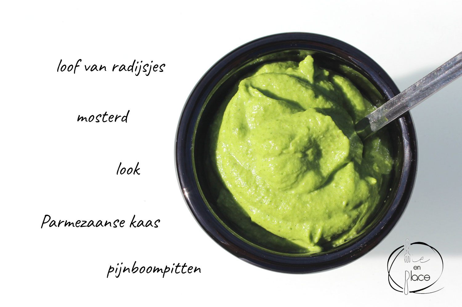 Mie en place pesto van radijsloof