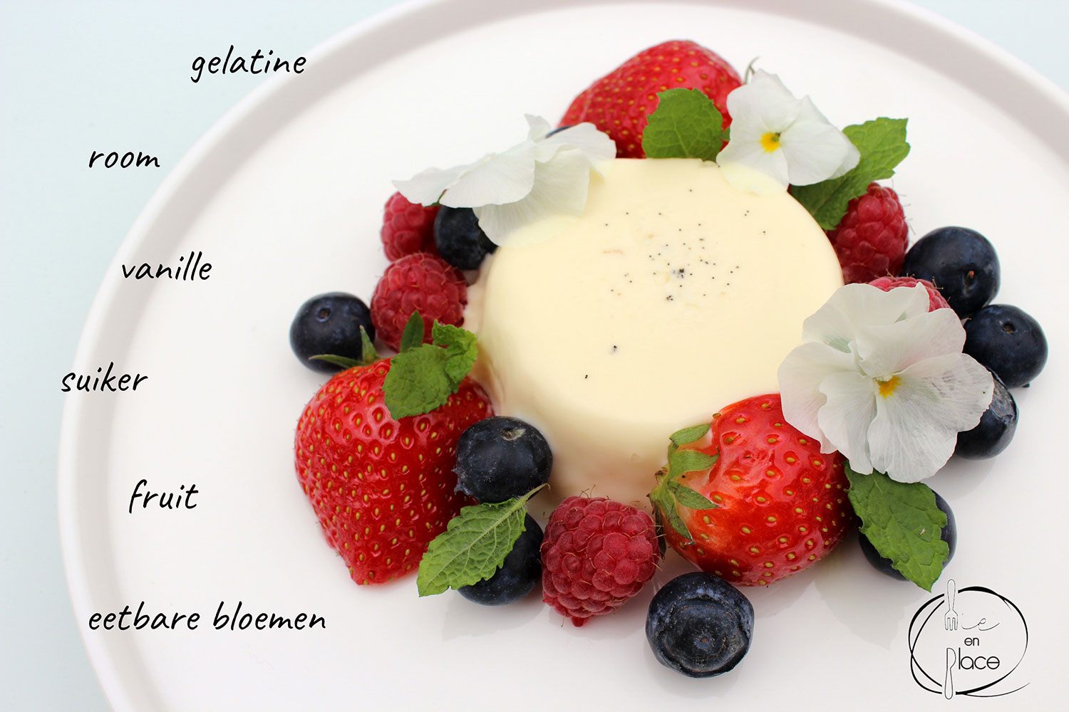 Mie en Place panna cotta