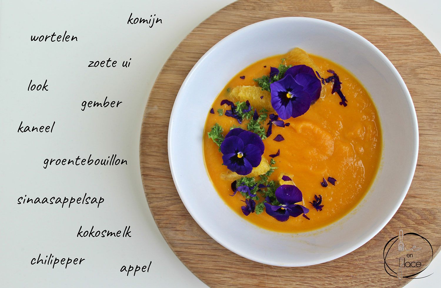 Mie en Place wortelsoep met sinaasappel