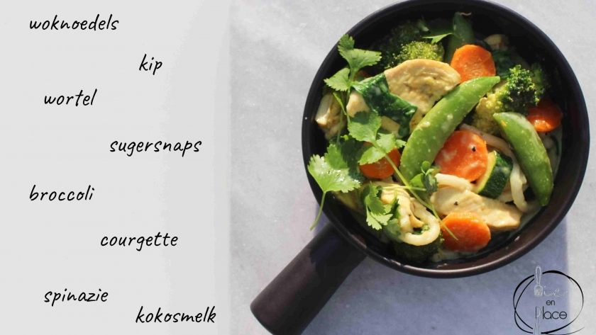 Mie en Place wok met kip en noedels