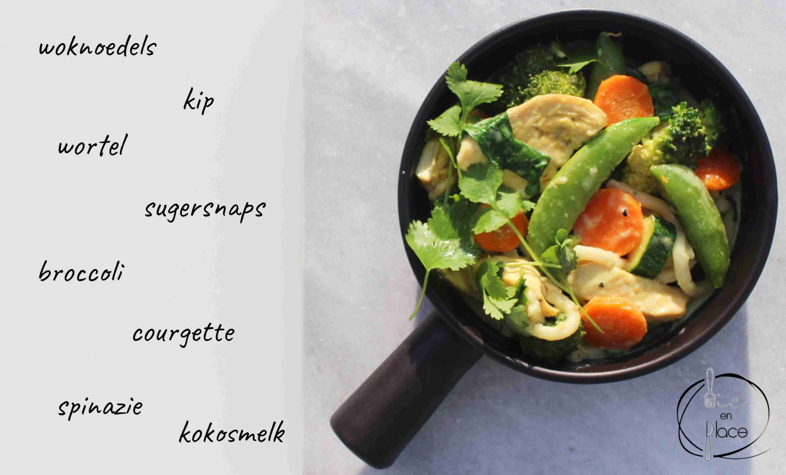 Mie en Place wok met kip en noedels