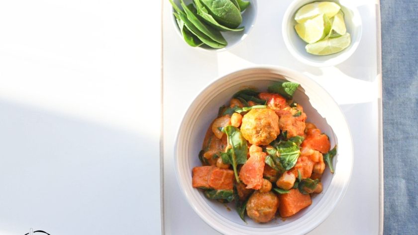 Mie en Place curry met gehaktballetjes