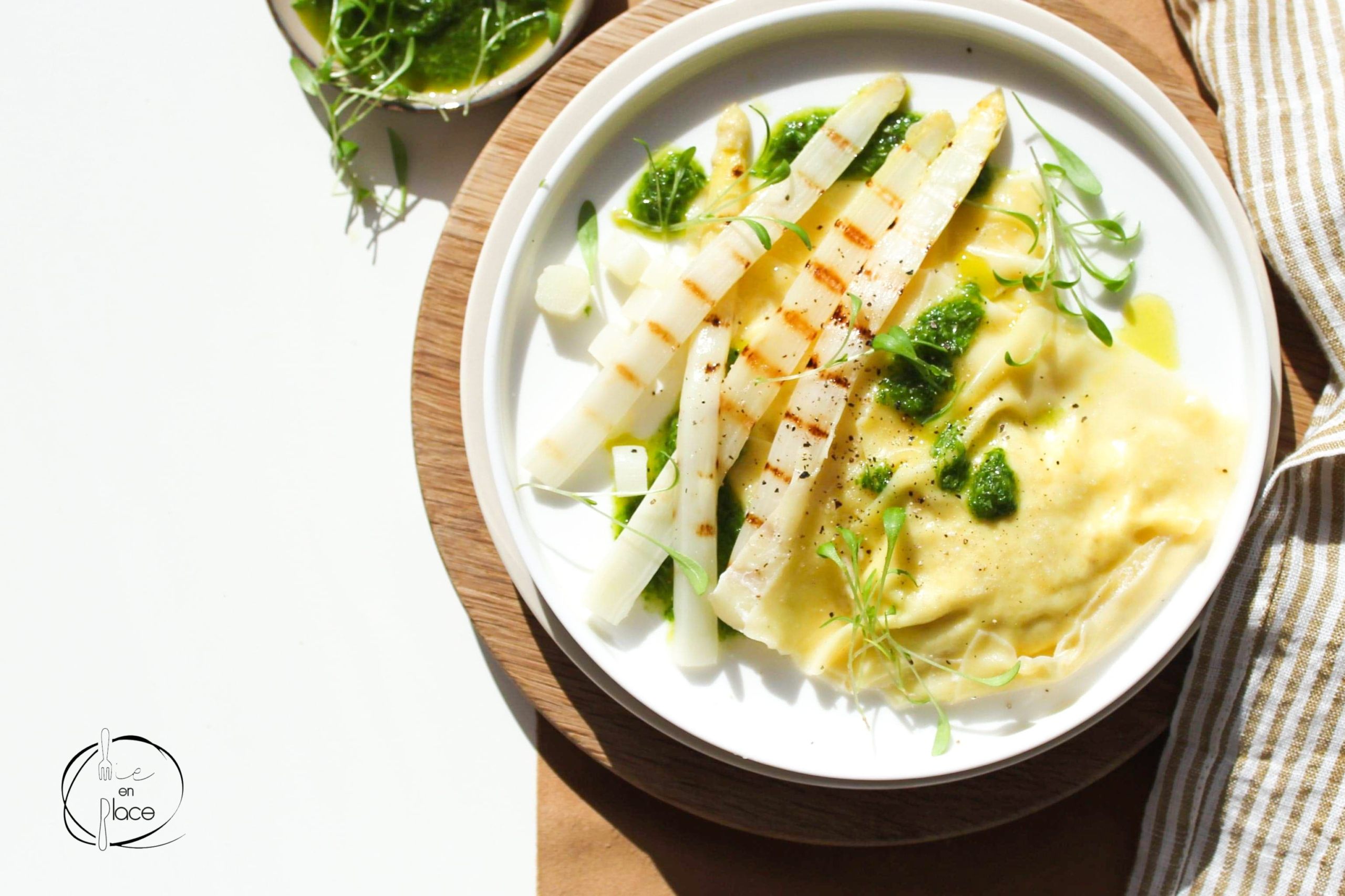 Mie en Place ravioli met gegrilde asperges