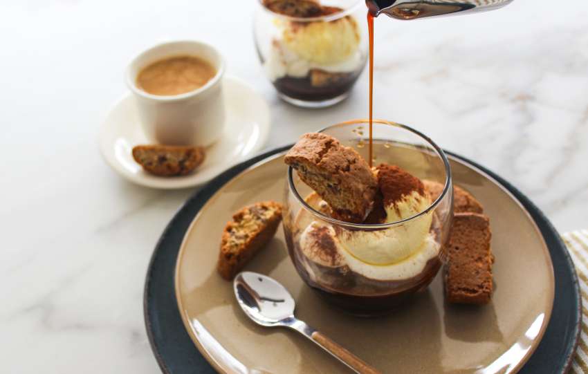 Mie en place tiramisu affogato